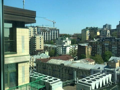 комерційна за адресою Басейна вул., 4а