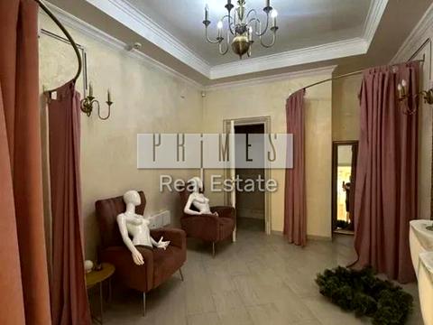 комерційна за адресою Заньковецької вул., 10