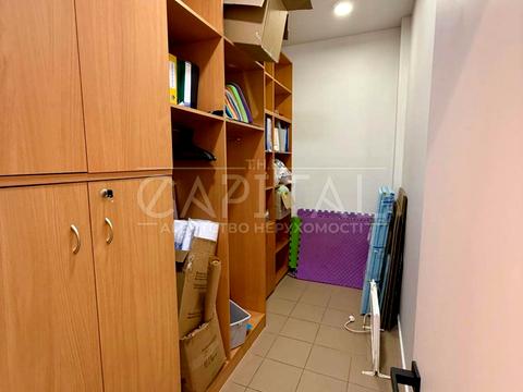 коммерческая по адресу Раисы Окипной ул., 4