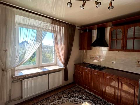 квартира за адресою Чорновола вул., 182б