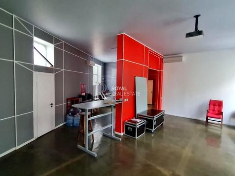 комерційна за адресою Лаврська вул. (Січневого Повстання), 16