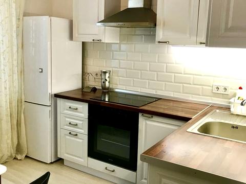 квартира за адресою Софії Русової вул., 7