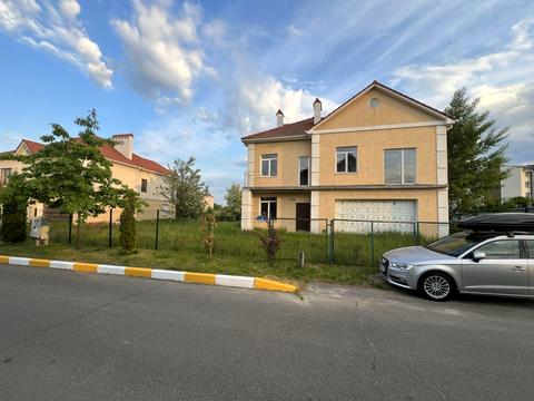 будинок за адресою київська