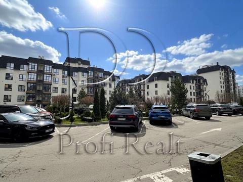 квартира по адресу Героев Небесной Сотни просп., 16/6