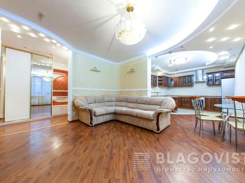 квартира за адресою Дніпровська набережна вул., 19-В