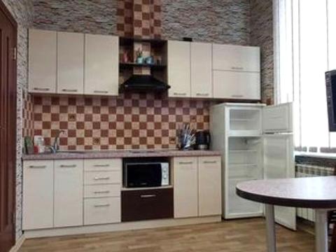 квартира за адресою майдан Героїв Небесної Сотні пл. (Руднєва майдан), 25