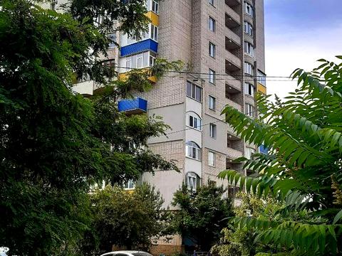 квартира за адресою Михайла Лушпи просп., 38