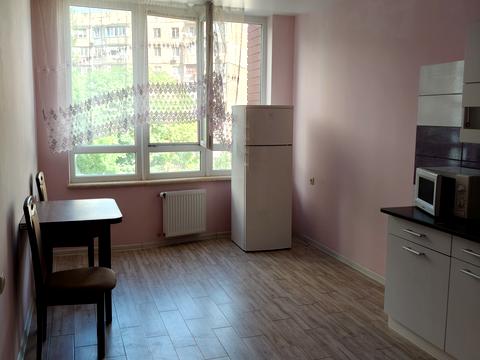 квартира за адресою Владислава Бувалкіна вул. (Бочарова Генерала), 35-Б