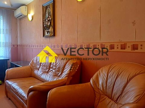 квартира за адресою Миколи Вавілова просп., 13/42