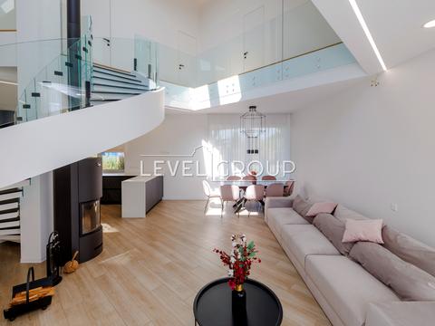 будинок за адресою Захрестова вул.