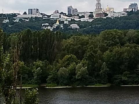 квартира за адресою Русанівський бульв., 2/8