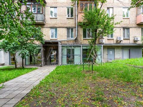 комерційна за адресою Джона Маккейна вул. (Івана Кудрі), 10