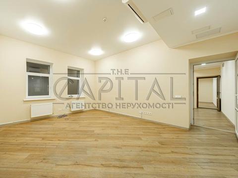 коммерческая по адресу Вячеслава Липинского ул. (Чапаева), 66
