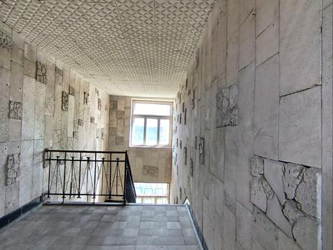 комерційна за адресою Плугова вул., 6а