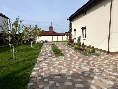 дом по адресу Тараса Шевченко бульв.