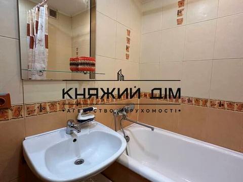 квартира за адресою Європейського Союзу просп. (Правди), 64