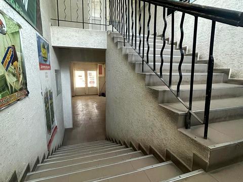 комерційна за адресою Дубенська вул., 210