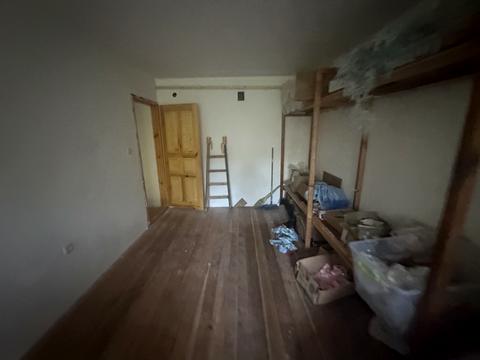 паркомісце за адресою Леоніда Перфецького вул., 13