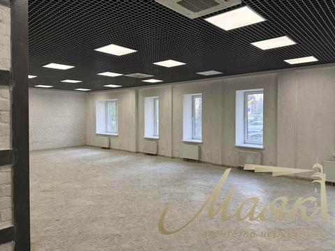 комерційна за адресою Івана Франка вул., 15