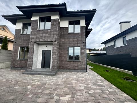 будинок за адресою Олега Кошового