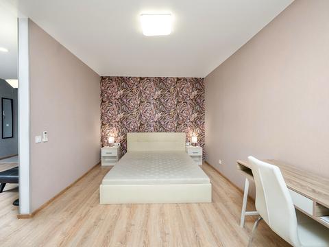 квартира за адресою Курсанта Єськова вул., 26