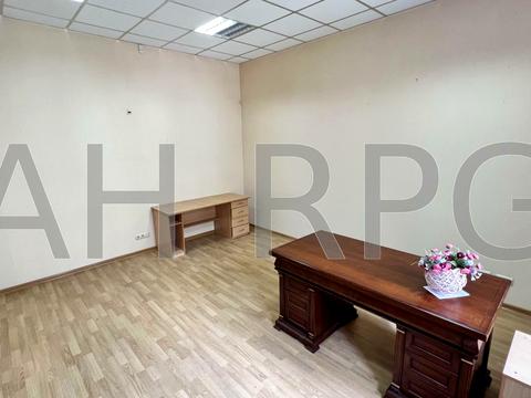комерційна за адресою Михайла Коцюбинського вул., 9