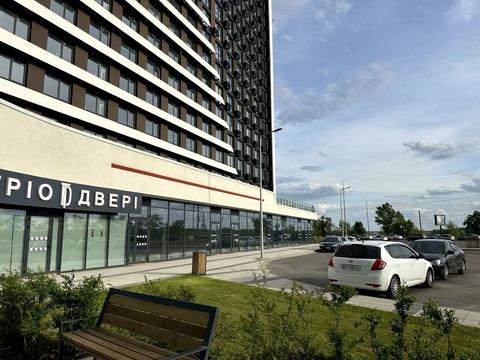 коммерческая по адресу Днепровская набережная ул., 15-Є