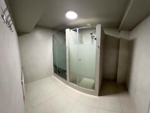 комерційна за адресою Олександра Поля просп. (Кірова), 125