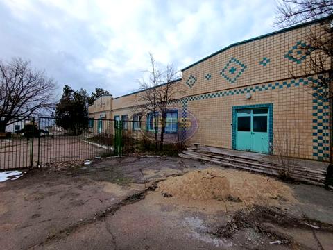 коммерческая по адресу Центральна, 1
