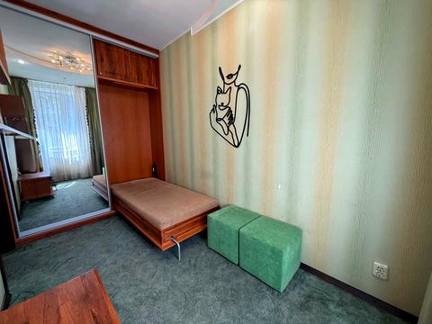 квартира за адресою Свято-Миколаївська вул. (Леніна), 66