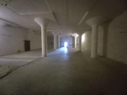 комерційна за адресою Промислова, 10