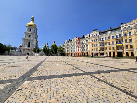 коммерческая по адресу Софиевская пл., 22