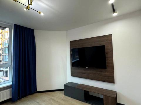 квартира за адресою Молодіжна вул., 8