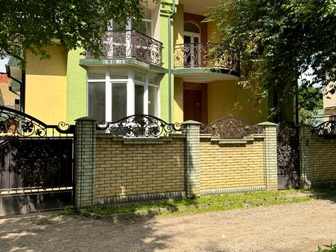 дом по адресу Ивано-Франковск, Матейко ул., 30В