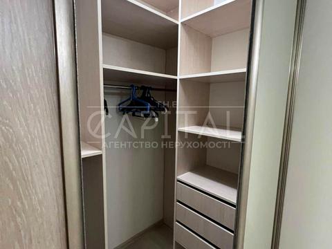 квартира за адресою Академіка Лебедєва вул., 1
