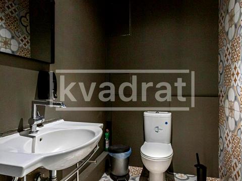 комерційна за адресою Практична вул., 6