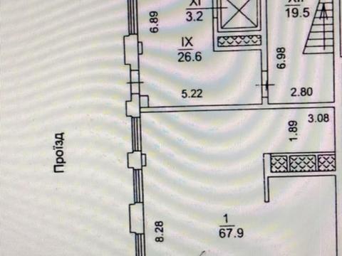 комерційна за адресою Володимирська вул., 38