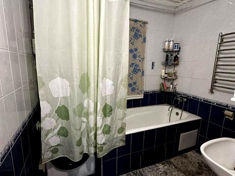 будинок за адресою Центральна вул., 9