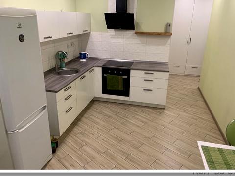 квартира по адресу Драгоманова ул., 6