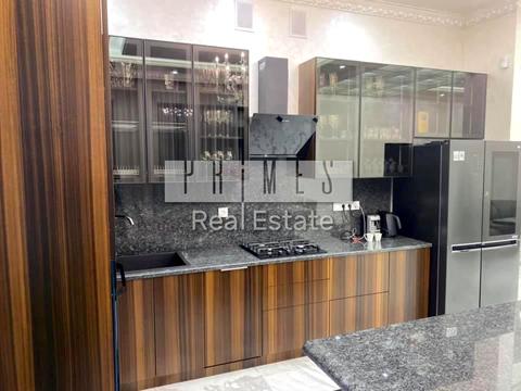 будинок за адресою 3-тя Будівельників вул.