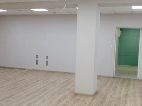 комерційна за адресою Болсуновська вул. (Сергія Струтинського), 8