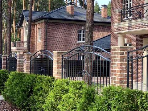 будинок за адресою Отамана Орлика вул.