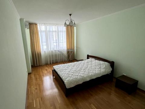 квартира за адресою Миколи Бажана просп., 8-Б