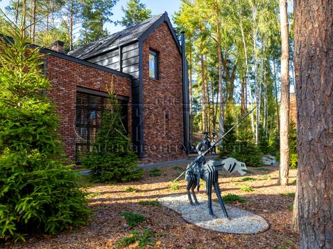 будинок за адресою Лебедівка