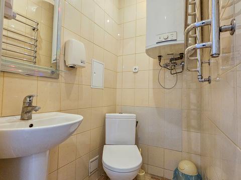 квартира за адресою Миколи Бажана просп., 10