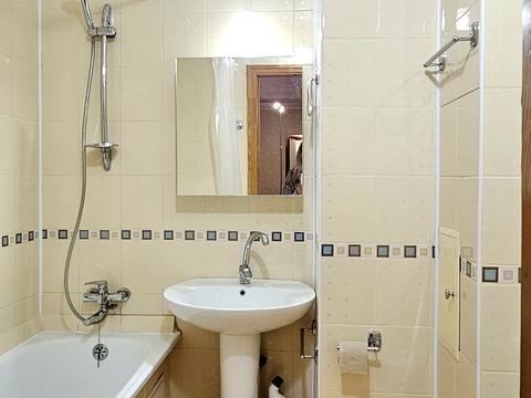 квартира за адресою Милославська вул., 32/51а