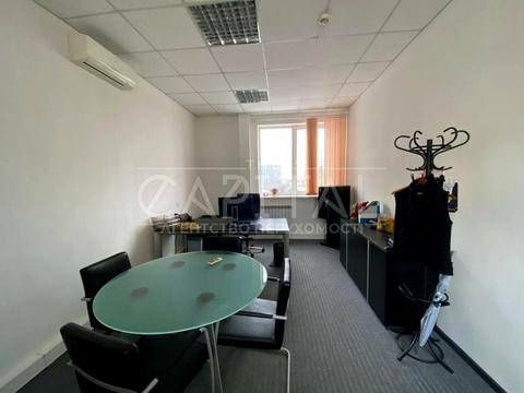 коммерческая по адресу Бехтеревский пер., 4-В