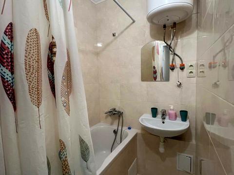 квартира за адресою Леся Курбаса просп., 4