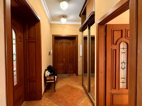квартира за адресою Олекси Новаківського вул., 8