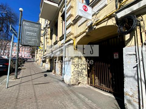 коммерческая по адресу Малая Житомирская ул., 20-В